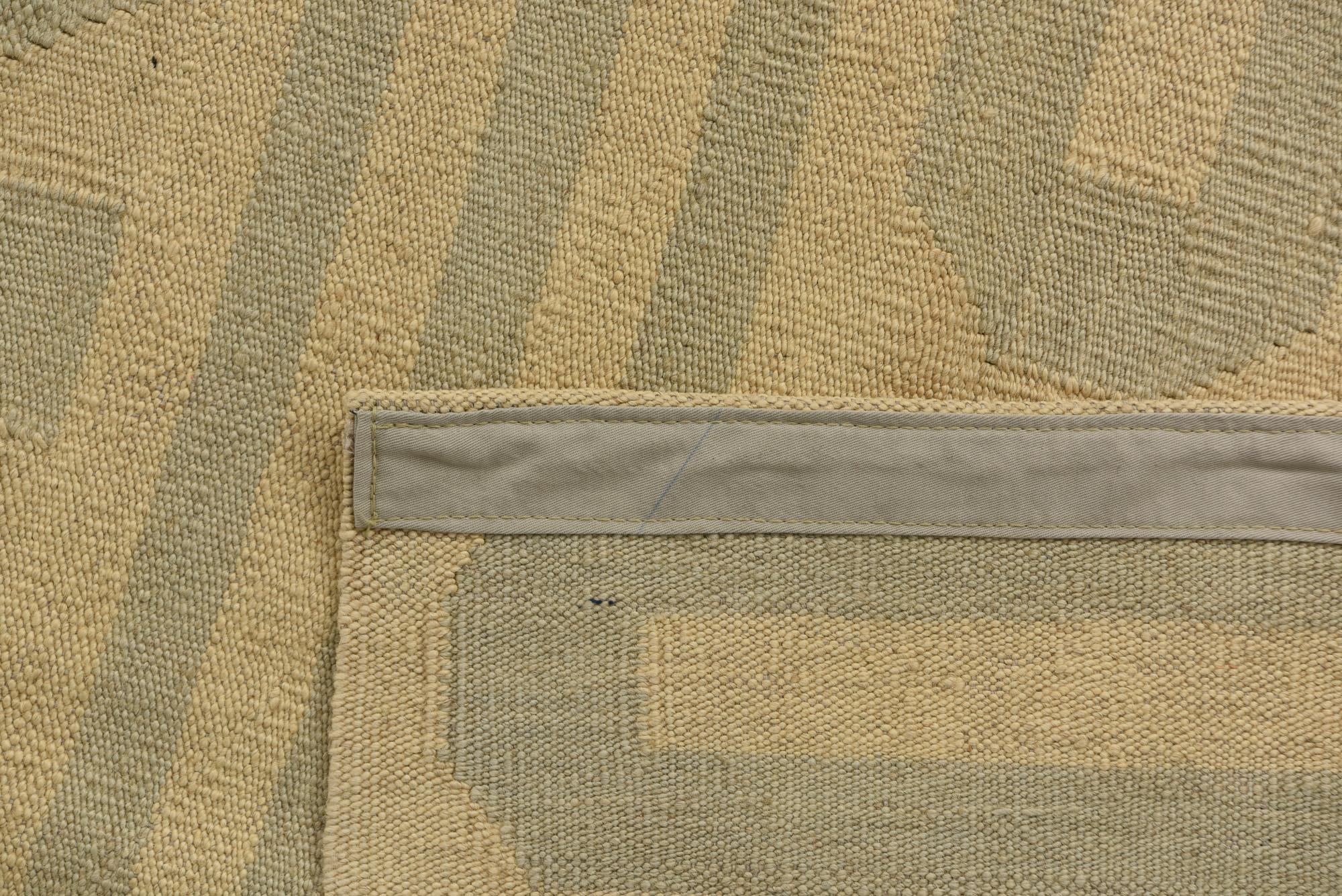 4' 10 x 6' 7 Hand Woven Kilim Modern Wool Rug
