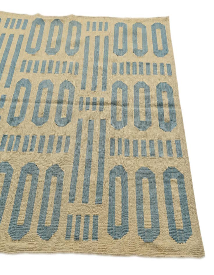 Detail image of 4' 9 x 6' 7  Hand Woven Kilim Modern Wool Rug