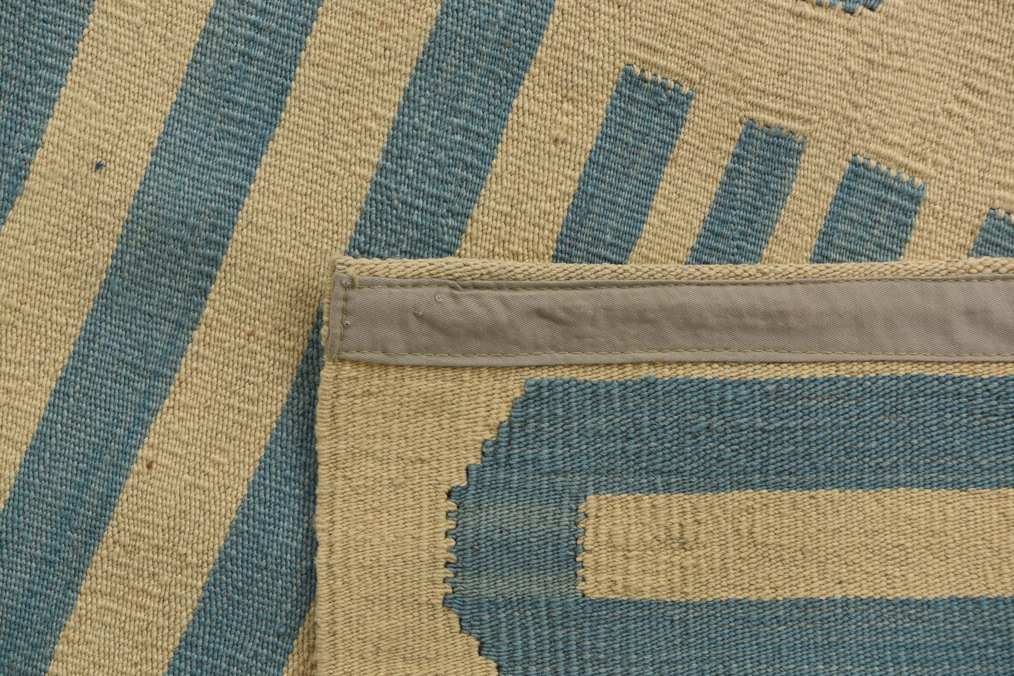 4' 9 x 6' 7 Hand Woven Kilim Modern Wool Rug