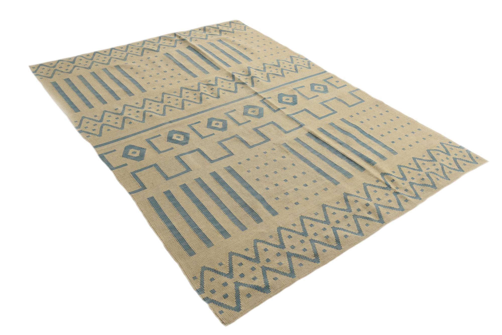 5' 9 x 7' 10 Hand Woven Kilim Modern Wool Rug