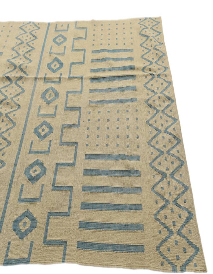 Detail image of 5' 9 x 7' 10  Hand Woven Kilim Modern Wool Rug