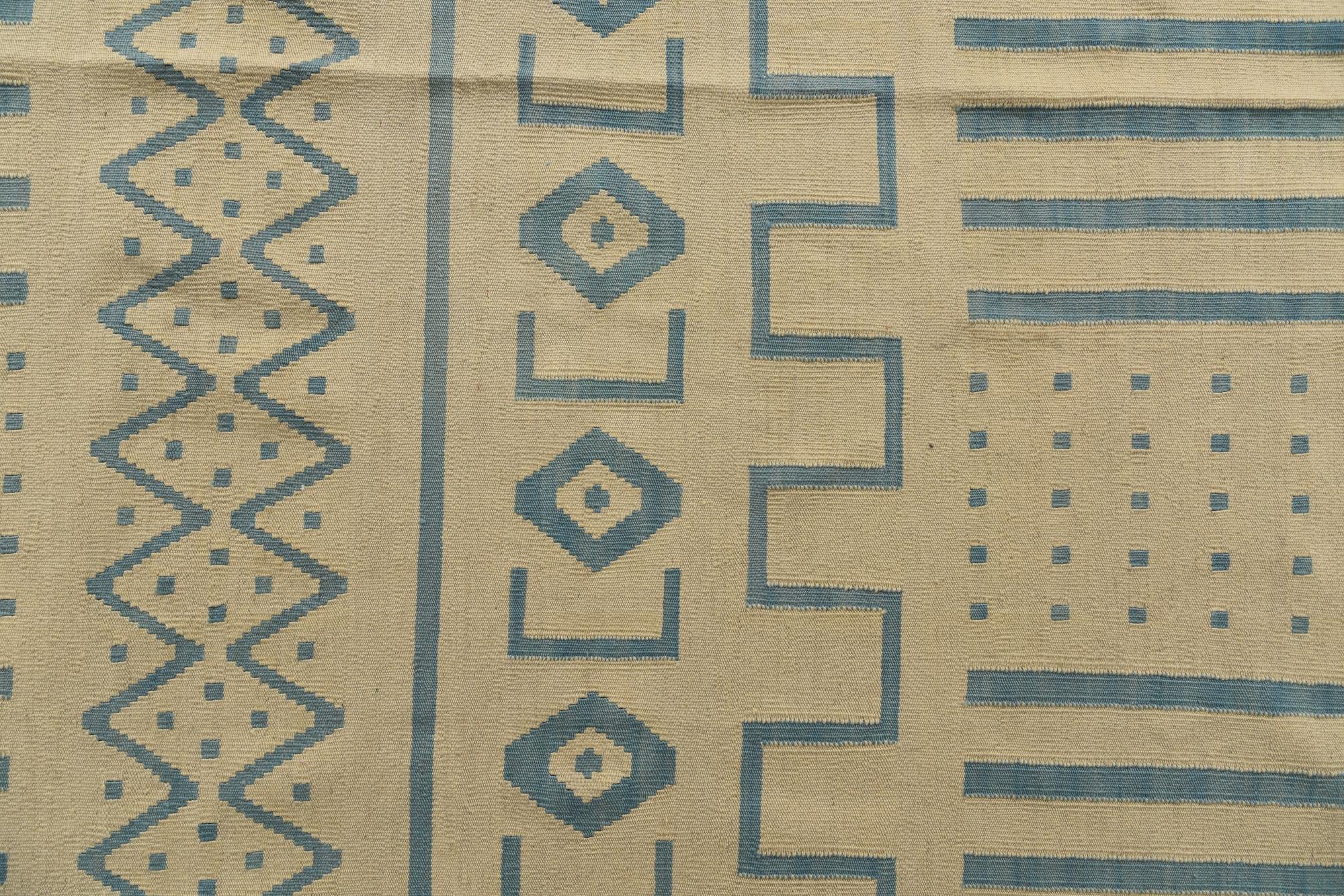 5' 9 x 7' 10 Hand Woven Kilim Modern Wool Rug