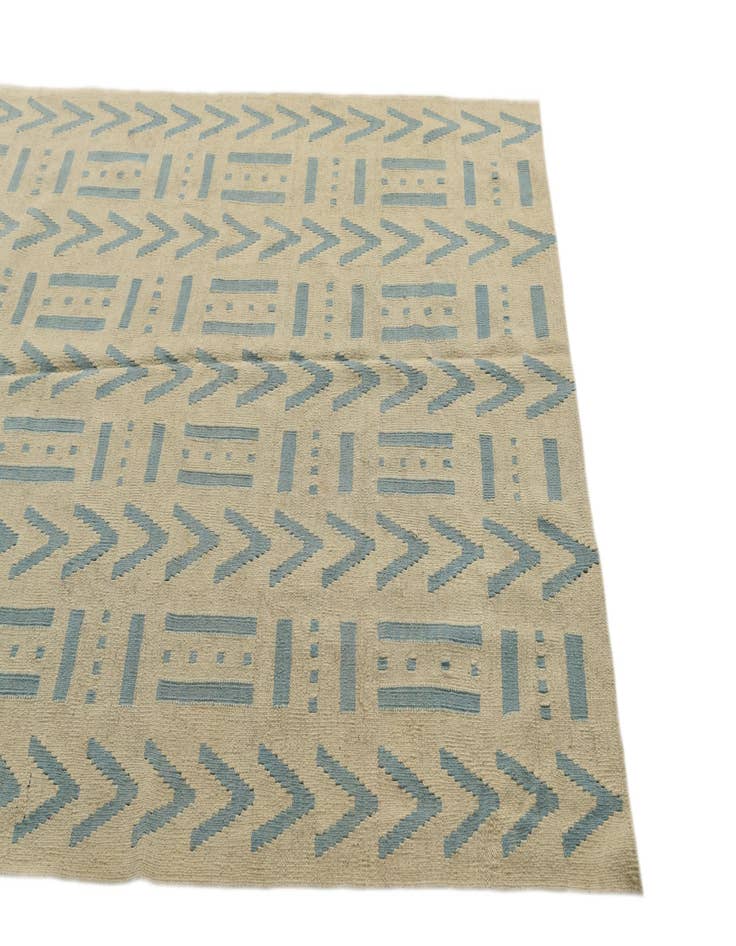 Detail image of 5' 2 x 6' 5  Hand Woven Kilim Modern Wool Rug