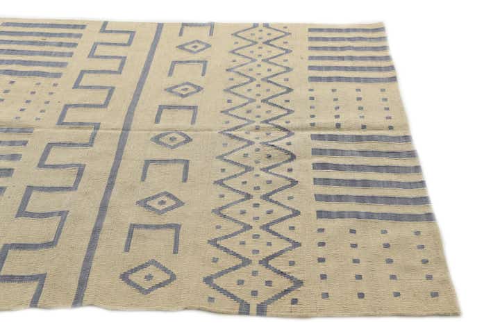 5' 1 x 6' 2 Hand Woven Kilim Modern Wool Rug