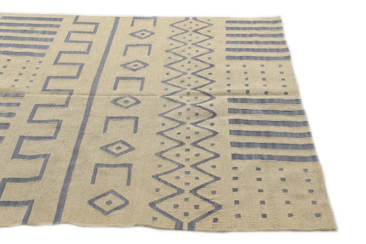 Detail image of 5' 1 x 6' 2 Hand Woven Kilim Modern Wool Rug