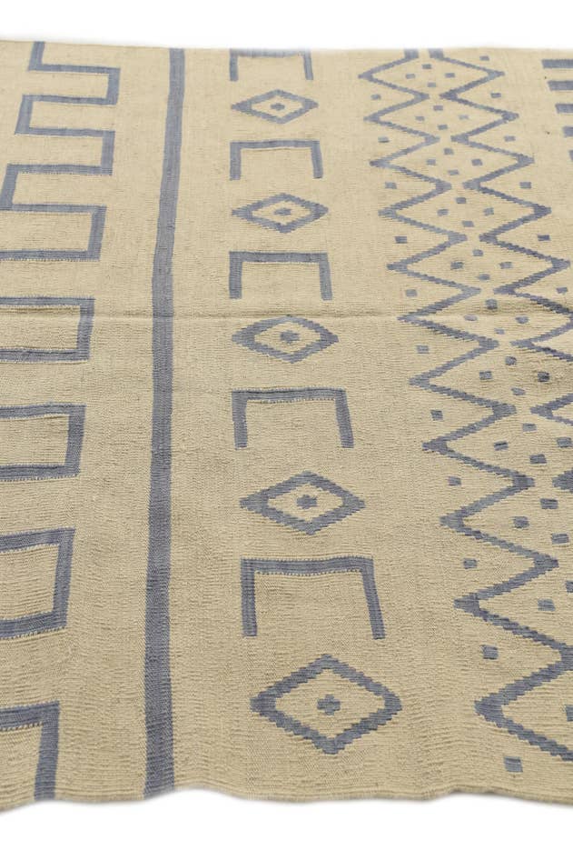 Detail image of 5' 1 x 6' 2 Hand Woven Kilim Modern Wool Rug