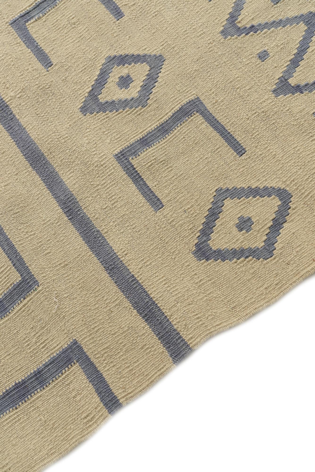 5' 1 x 6' 2 Hand Woven Kilim Modern Wool Rug