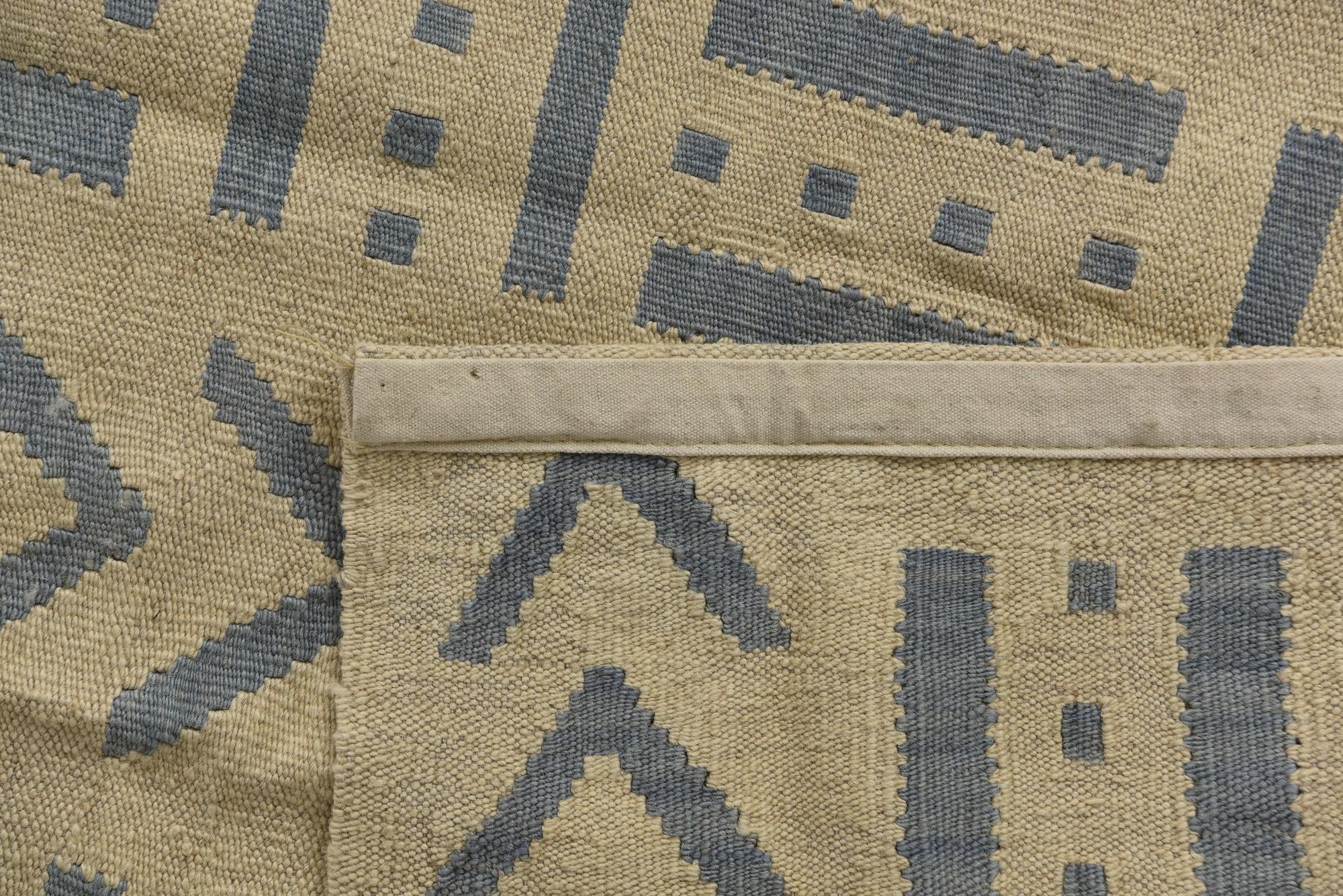 5' 2 x 6' 8 Hand Woven Kilim Modern Wool Rug