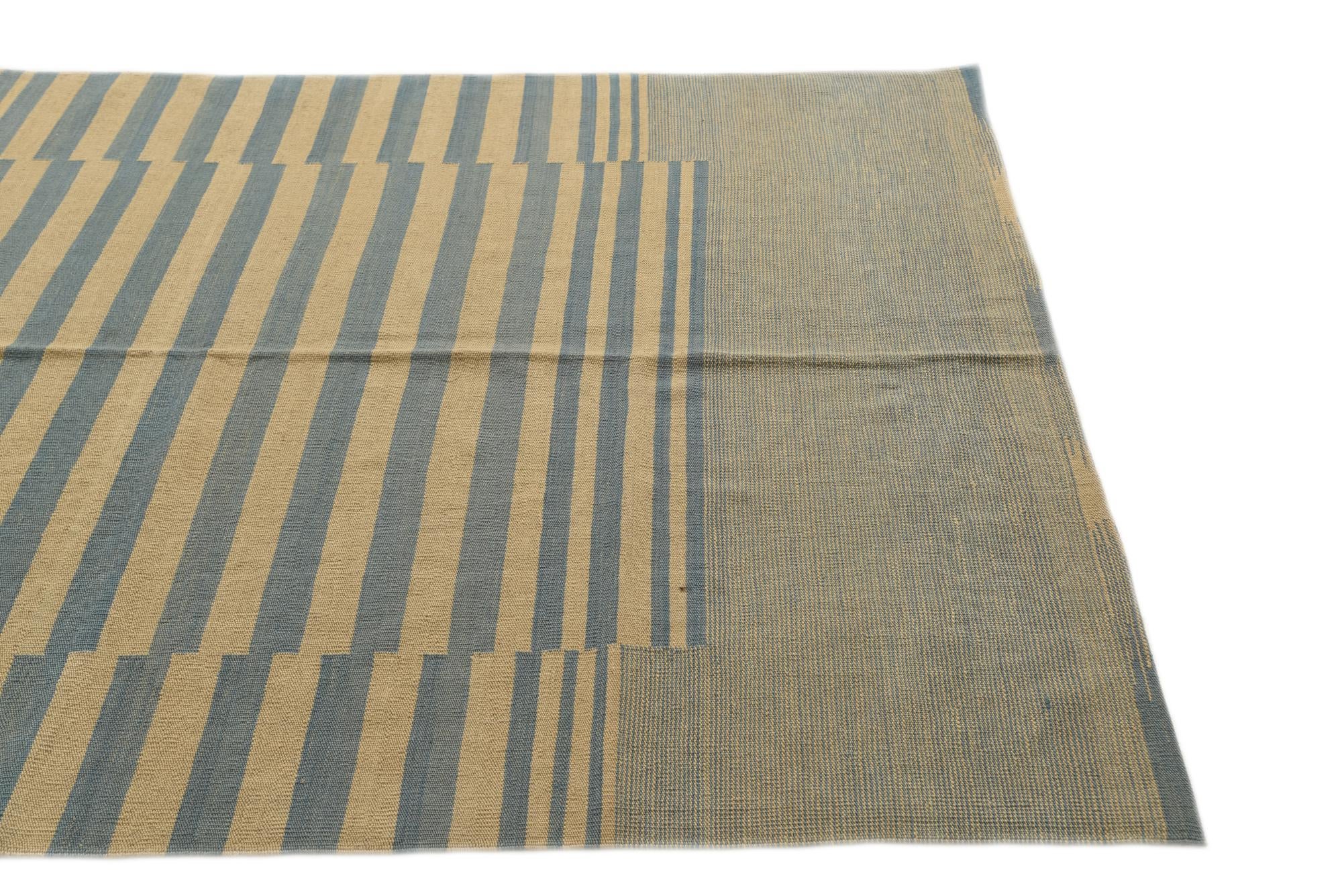 5' 6 x 7' 6 Hand Woven Kilim Modern Wool Rug