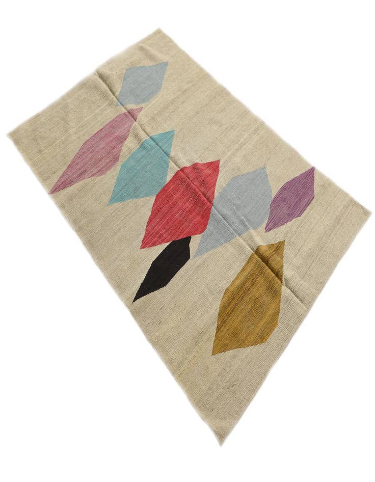 Detail image of 4' 2 x 5' 9  Hand Woven Kilim Modern Wool Rug