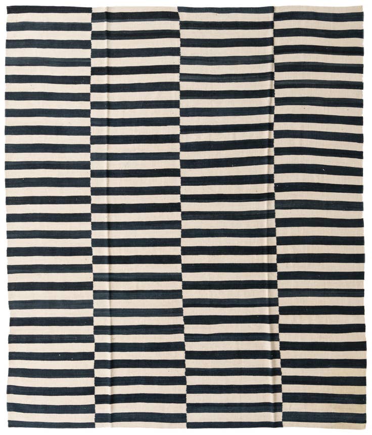 Detail image of 8' 3 x 9' 10 Hand Woven Kilim Modern Wool Rug