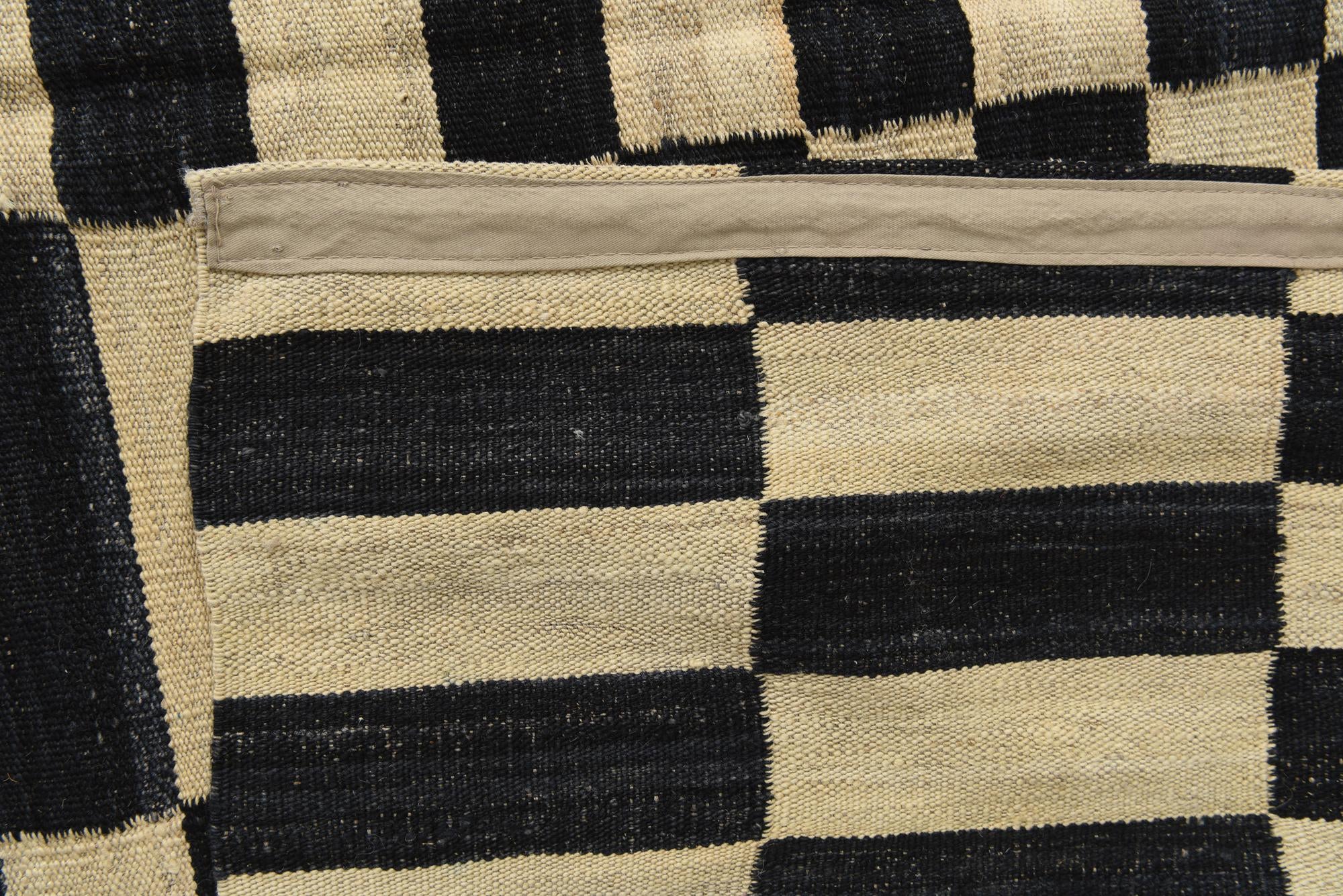 9' x 13' 9 Hand Woven Kilim Modern Wool Rug