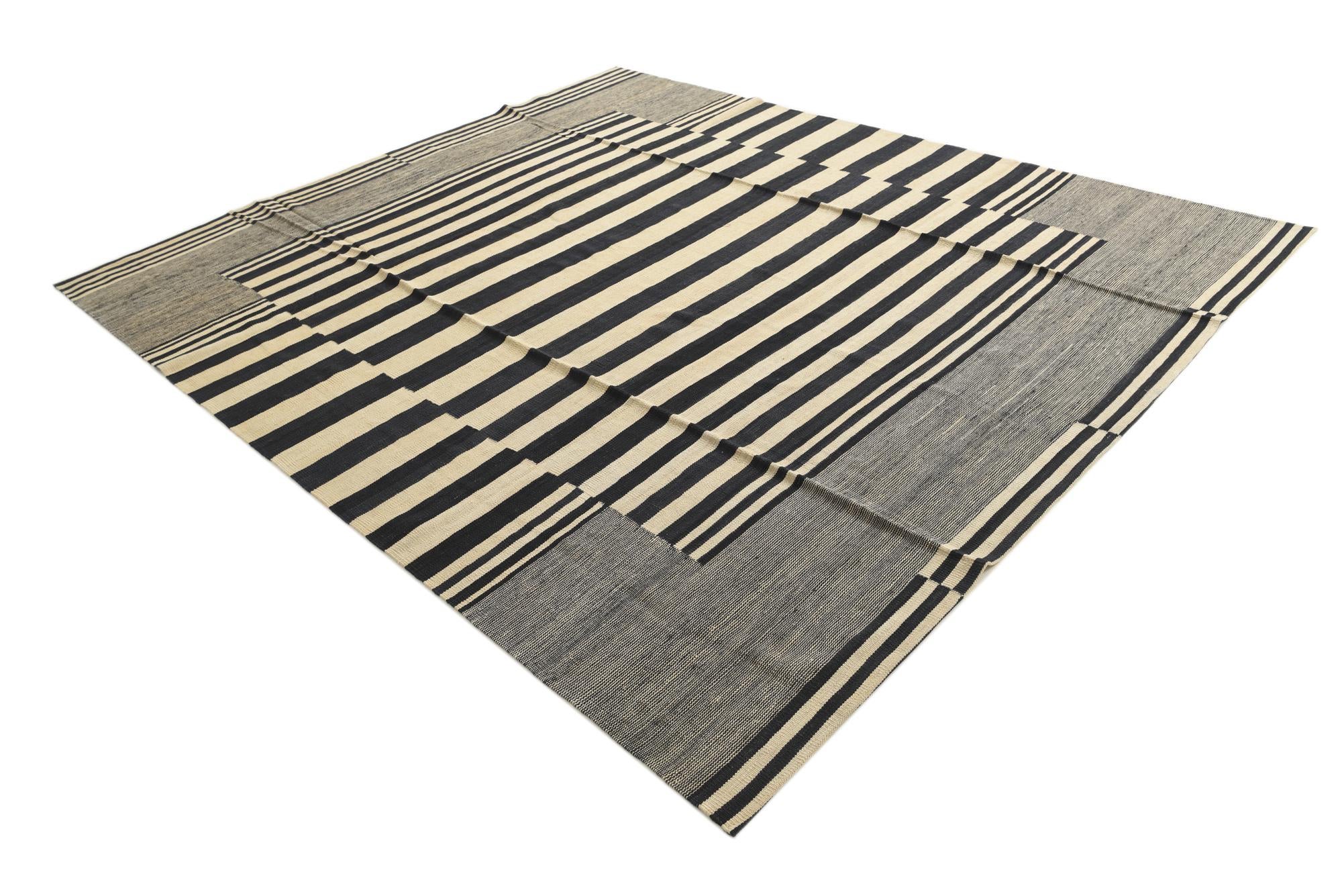 8' 2 x 9' 8 Hand Woven Kilim Modern Wool Rug