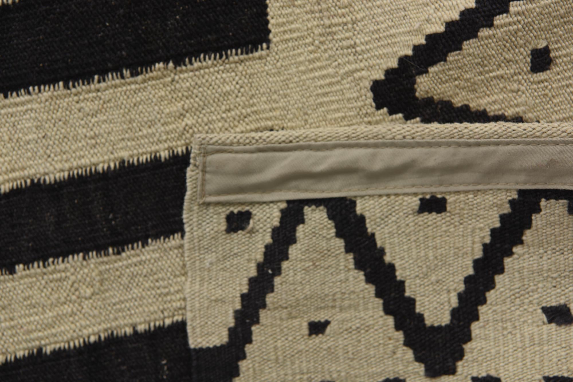 7' 2 x 9' 9 Hand Woven Kilim Modern Wool Rug