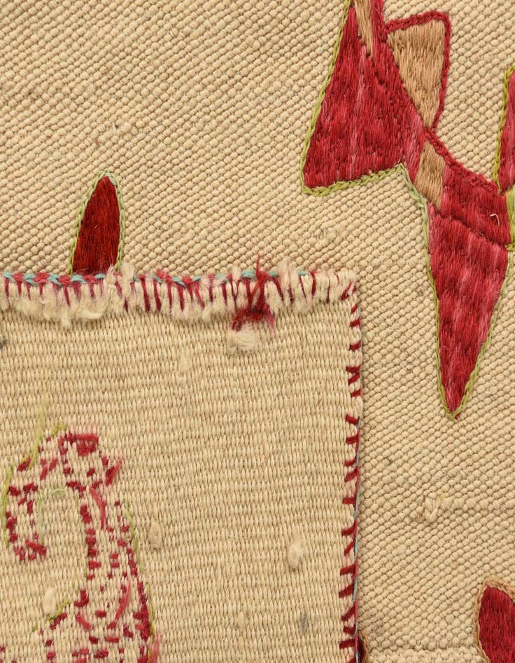 Detail image of 4' 9 x 7'  Hand Woven Kilim Modern Wool Rug