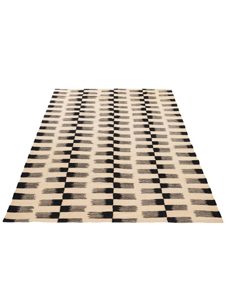 Detail image of 6' 2 x 7' 8 Hand Woven Kilim Modern Wool Rug