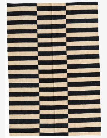 4' 1 x 6' Hand Woven Kilim Modern Wool Rug