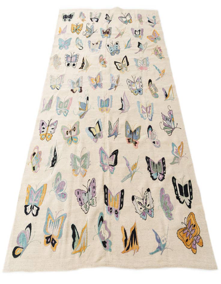 Detail image of 5' 9 x 7' 9  Hand Woven Kilim Suzani Wool Rug