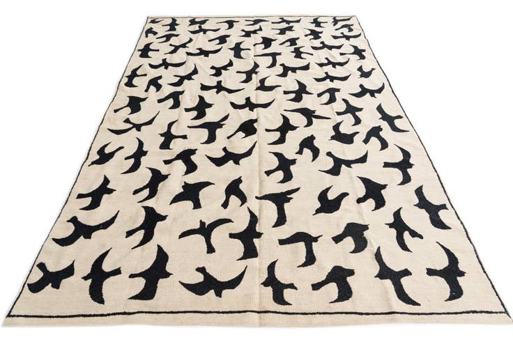 Detail image of 6' 8 x 9' 8 Hand Woven Kilim Suzani Wool Rug