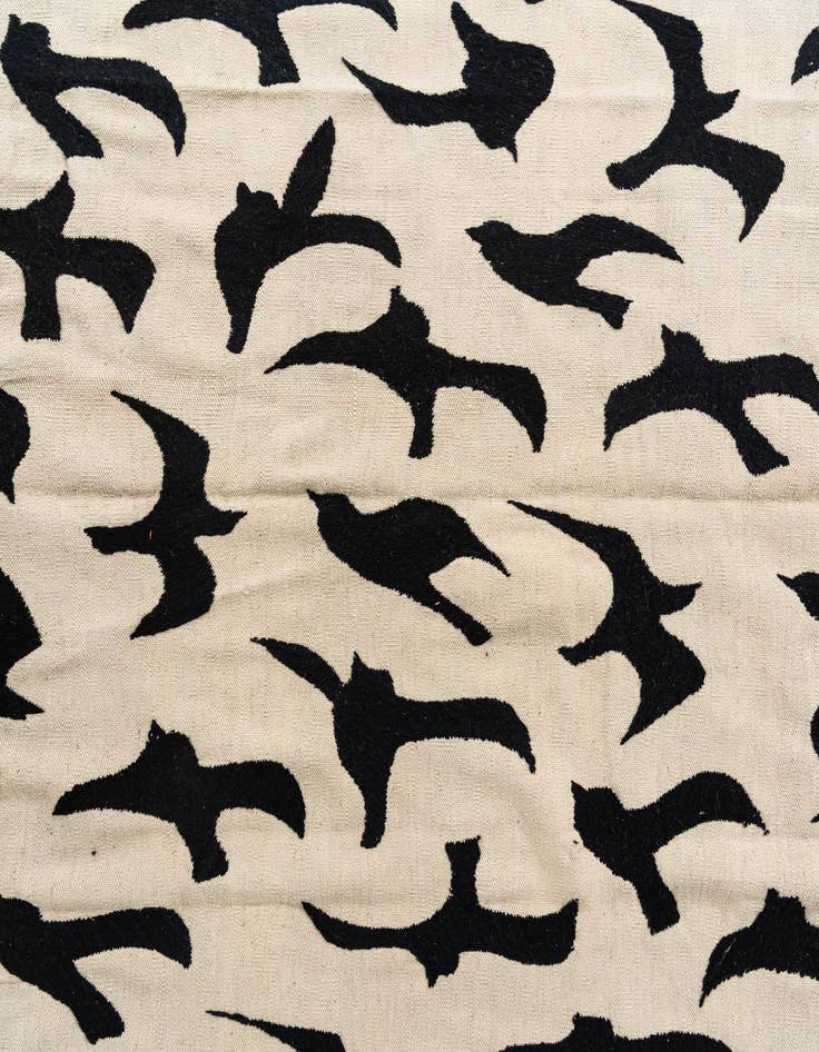 Detail image of 6' 8 x 9' 8  Hand Woven Kilim Suzani Wool Rug