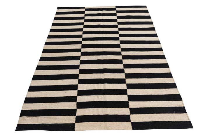 4' 1 x 5' 10 Hand Woven Kilim Suzani Wool Rug