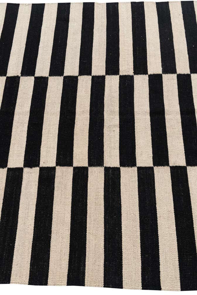 4' 1 x 5' 10 Hand Woven Kilim Suzani Wool Rug