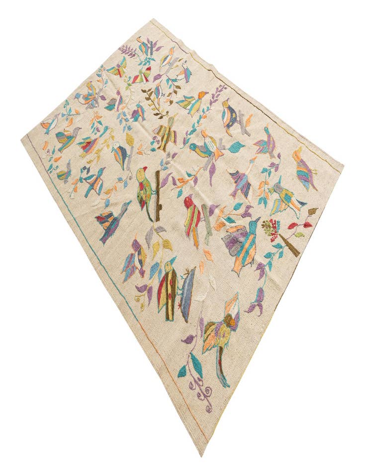 Detail image of 4' 2 x 6'  Hand Woven Kilim Suzani Wool Rug