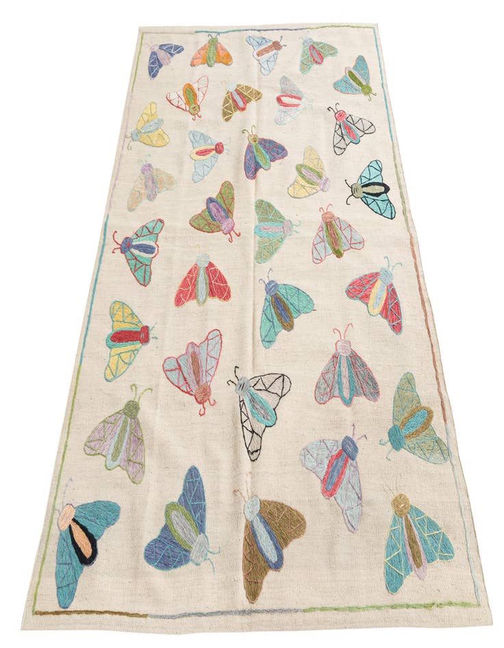 Detail image of 4' 2 x 5' 9  Hand Woven Kilim Suzani Wool Rug