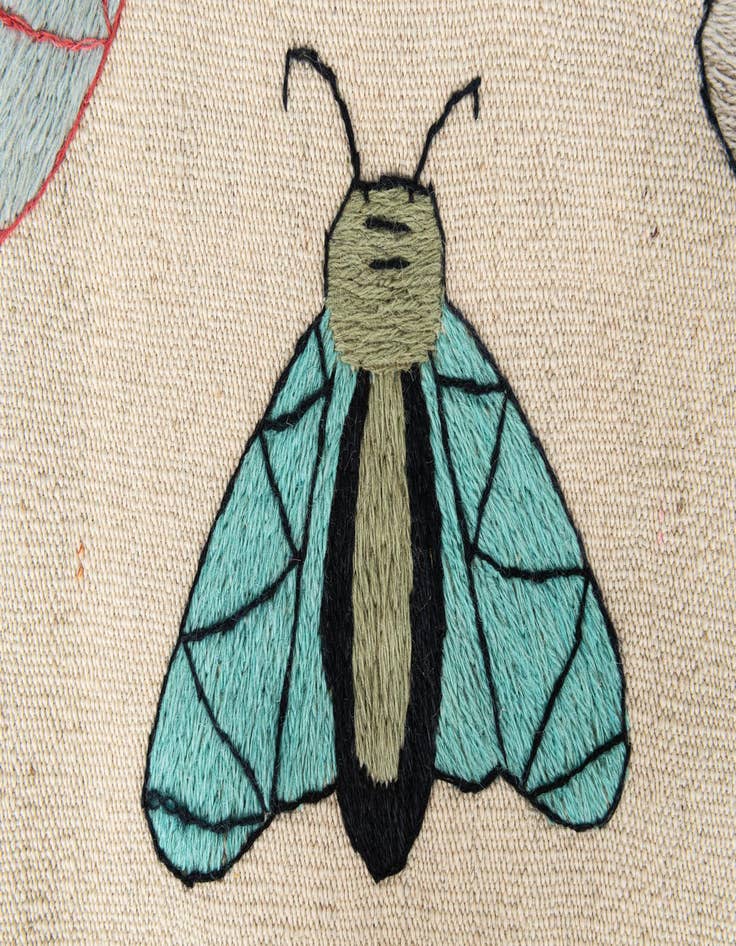 Detail image of 4' 2 x 5' 9  Hand Woven Kilim Suzani Wool Rug