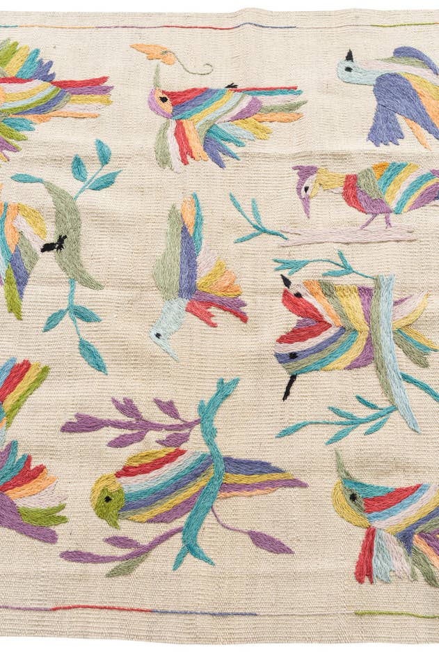 Detail image of 3' 2 x 4' 7 Hand Woven Kilim Suzani Wool Rug