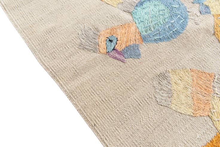 Detail image of 5' x 6' 2 Hand Woven Kilim Suzani Wool Rug