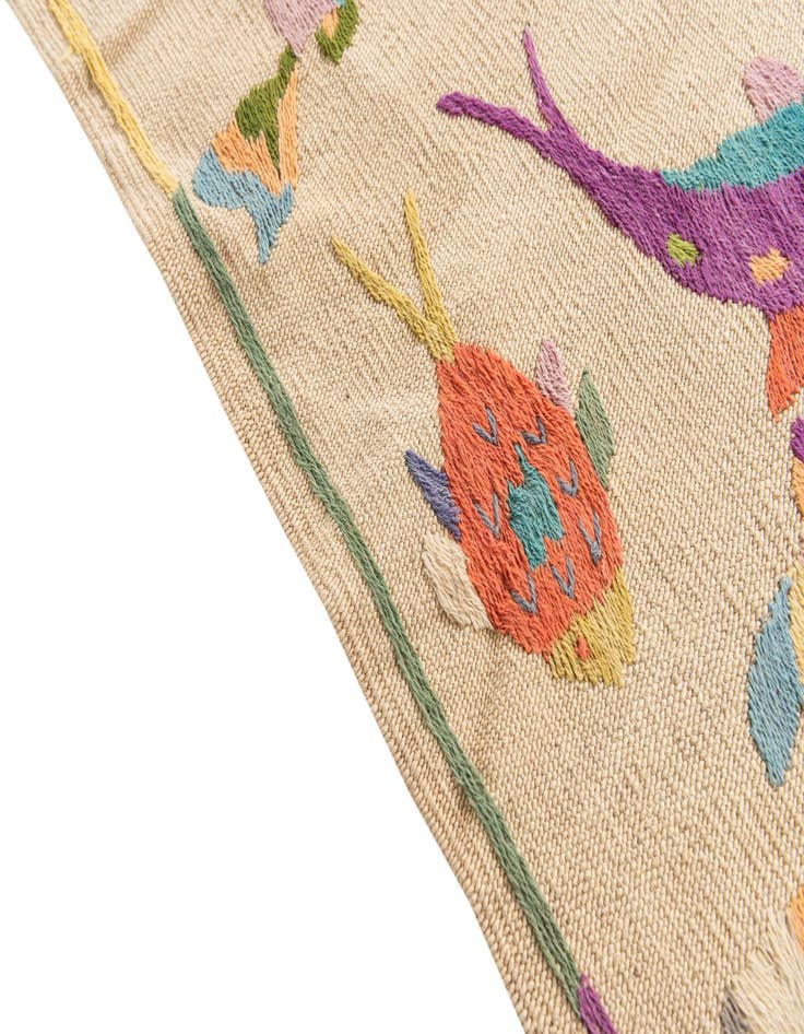 Detail image of 4' 4 x 5' 6  Hand Woven Kilim Suzani Wool Rug