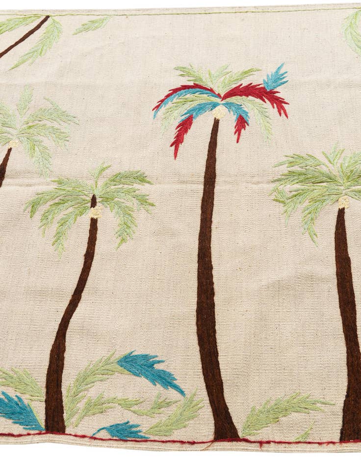 Detail image of 4' 4 x 5' 10  Hand Woven Kilim Suzani Wool Rug