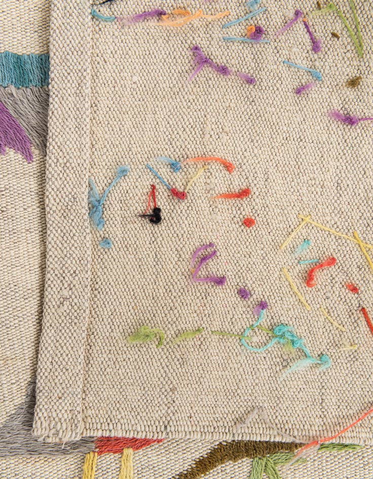 Detail image of 4' 2 x 5' 5  Hand Woven Kilim Suzani Wool Rug