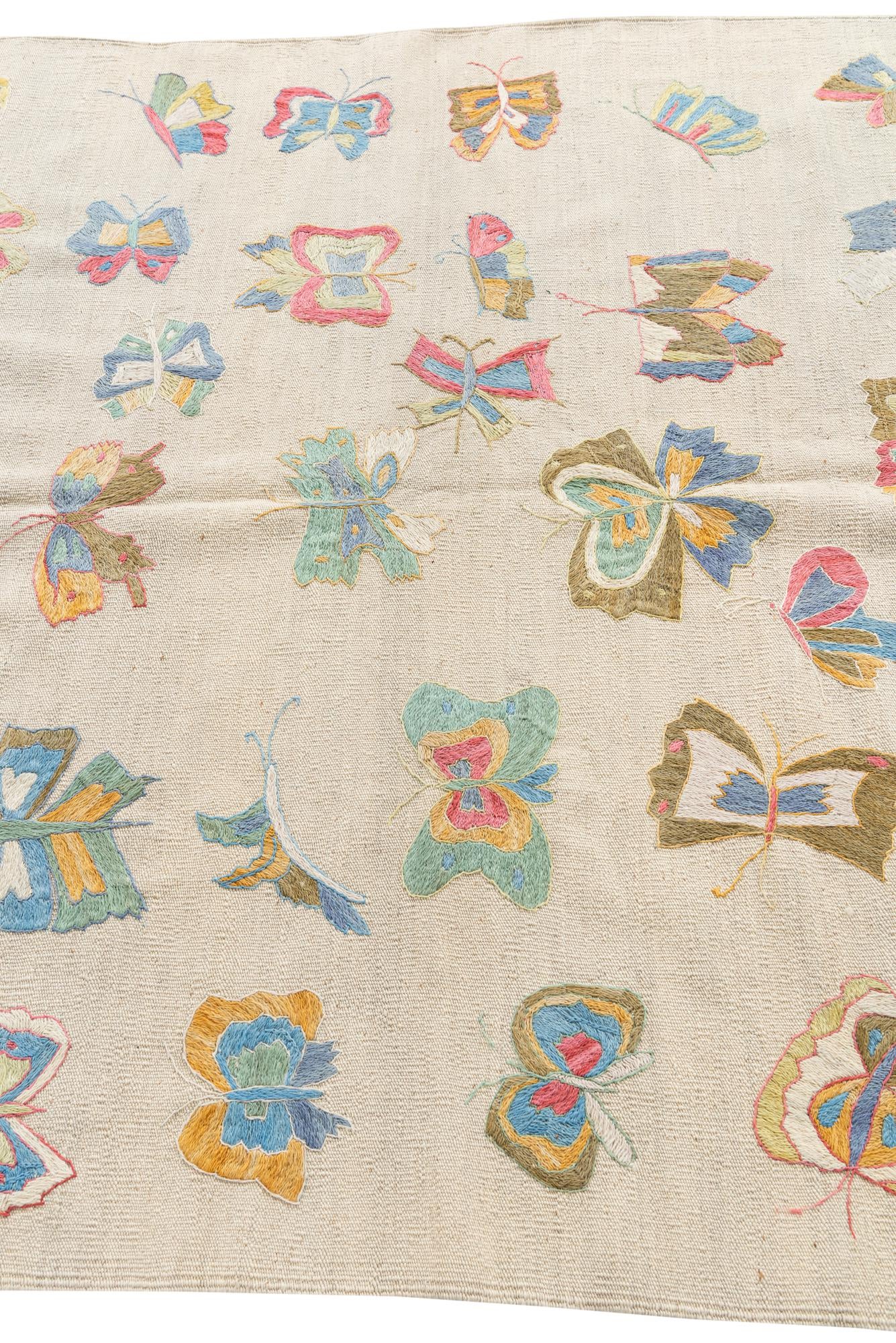 5' x 6' 4 Hand Woven Kilim Suzani Wool Rug
