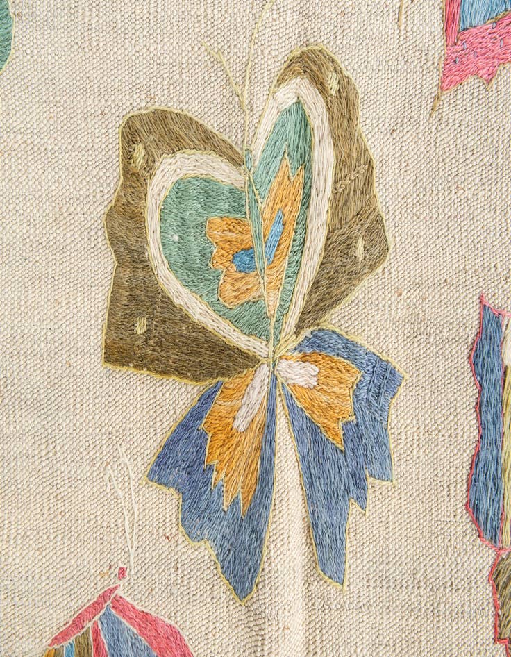 Detail image of 5' x 6' 4  Hand Woven Kilim Suzani Wool Rug