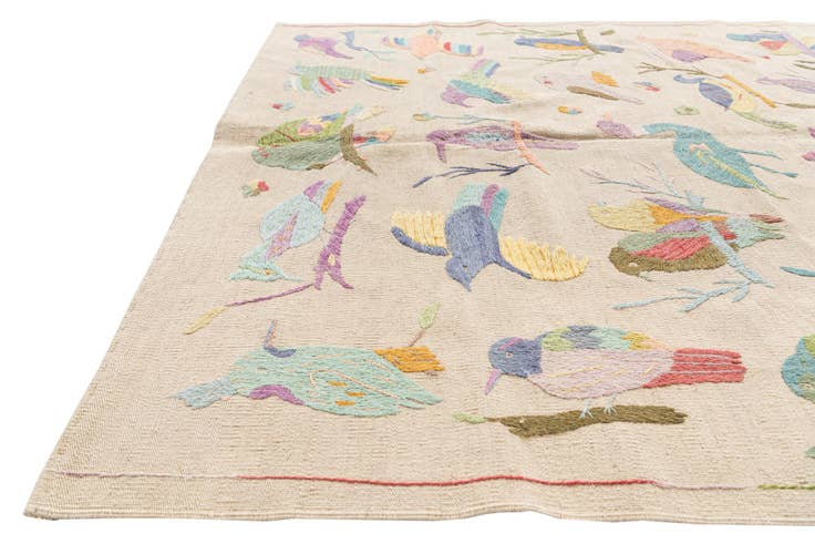 Detail image of 5' 2 x 6' 2 Hand Woven Kilim Suzani Wool Rug