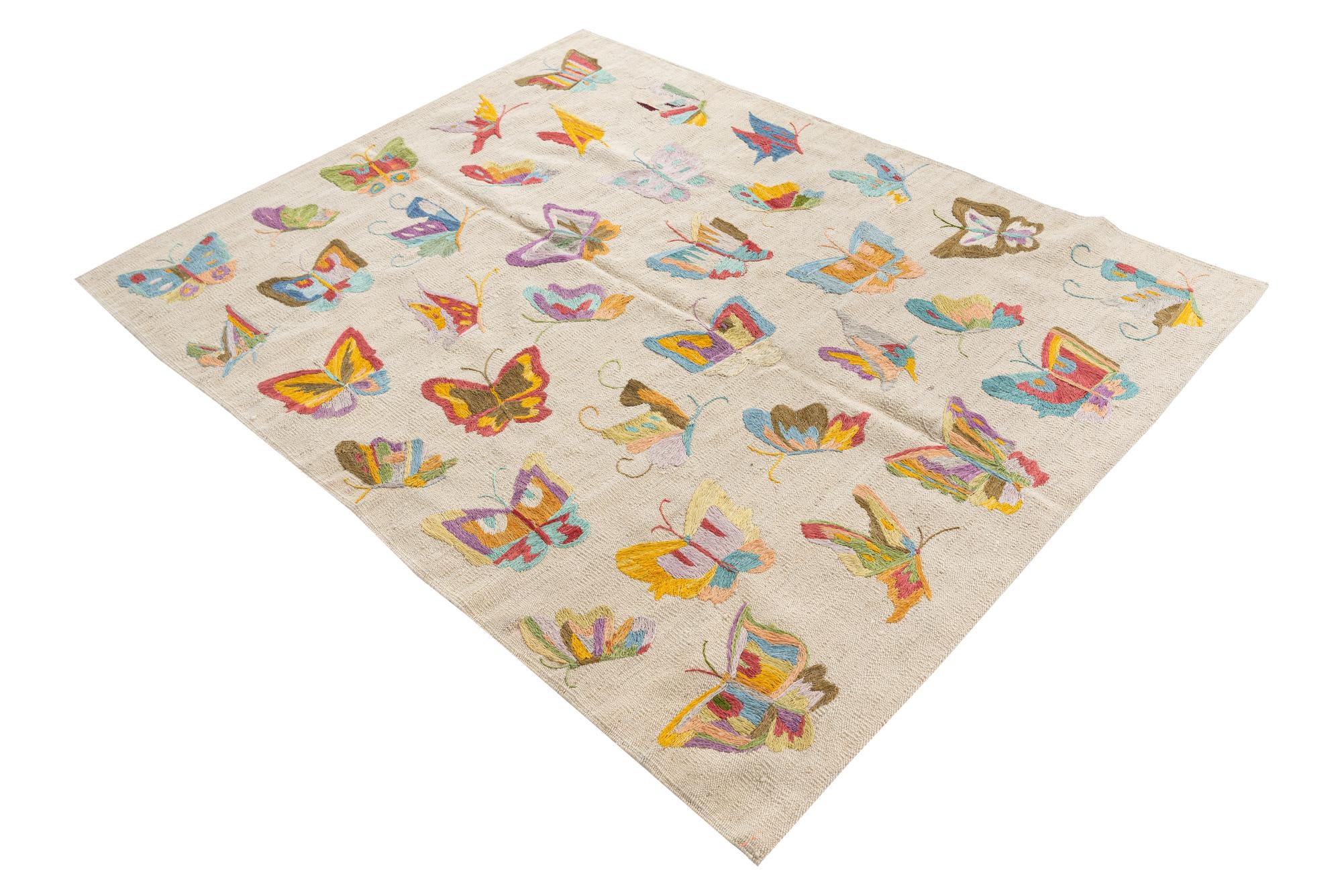 4' 5 x 5' 7 Hand Woven Kilim Suzani Wool Rug