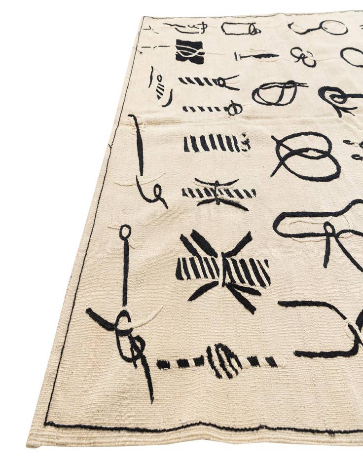 Detail image of 5' 1 x 6' 2  Hand Woven Kilim Suzani Wool Rug