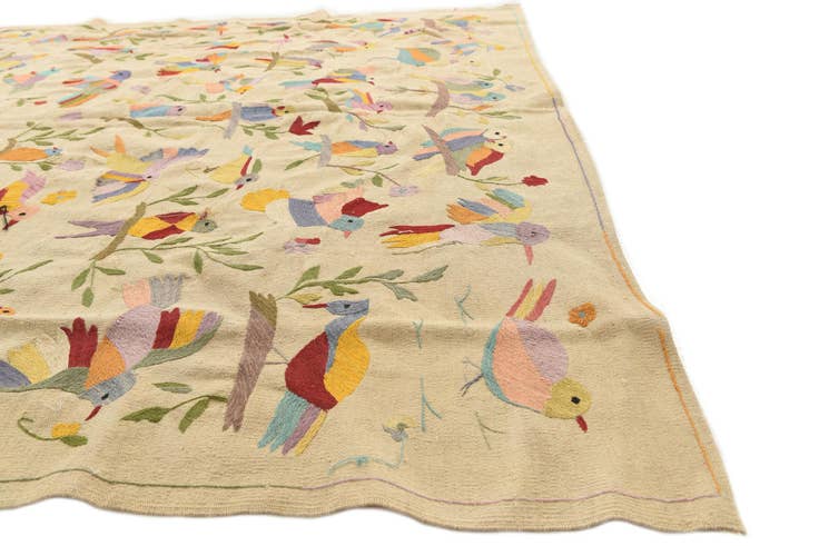 Detail image of 7' 6 x 9' 3 Hand Woven Kilim Suzani Wool Rug