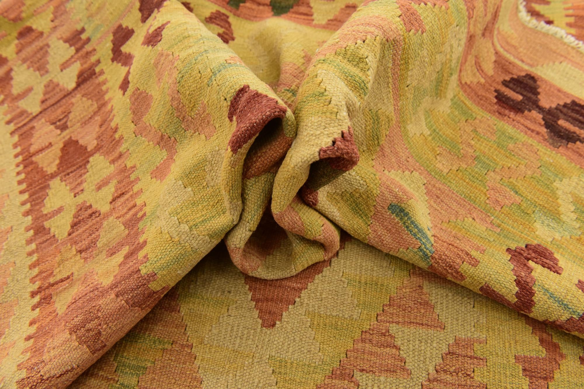 4' 2 x 6' 8 Hand Woven Kilim Waziri Wool Rug