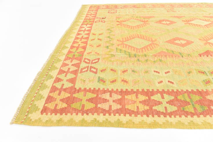 Detail image of 4' 8 x 6' 7 Hand Woven Kilim Waziri Wool Rug