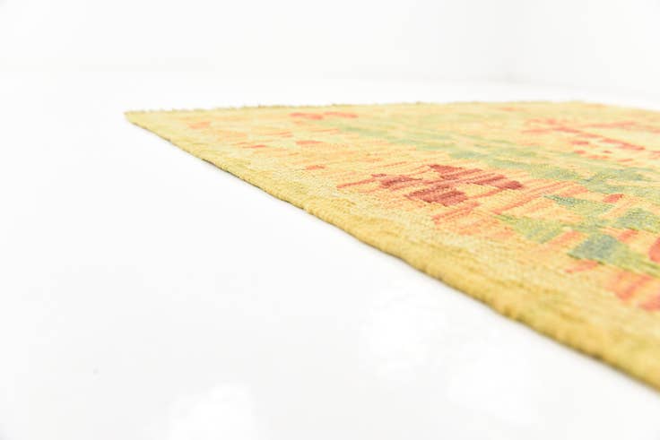 Detail image of 4' 2 x 6' Hand Woven Kilim Waziri Wool Rug
