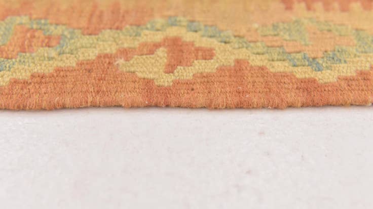 Detail image of 3' 2 x 5' 2 Hand Woven Kilim Waziri Wool Rug