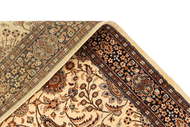 Detail image of 4' 2 x 6' 2 Hand Knotted Lahour Oriental Wool Rug