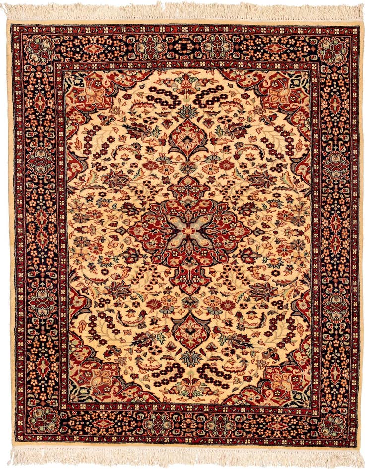 Detail image of 4' 2 x 6' 3 Hand Knotted Lahour Oriental Wool Rug