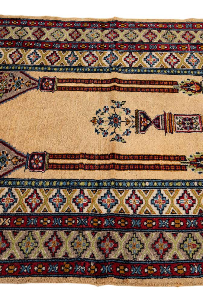 3' 1 x 4' 7 Hand Knotted Lahour Oriental Wool Rug