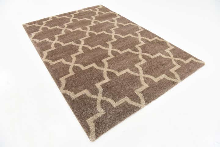 5' 3 x 7' 9 Lattice Rug