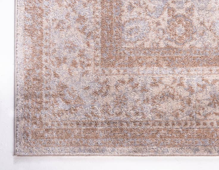 Detail image of 7' x 10' Legacy Rug