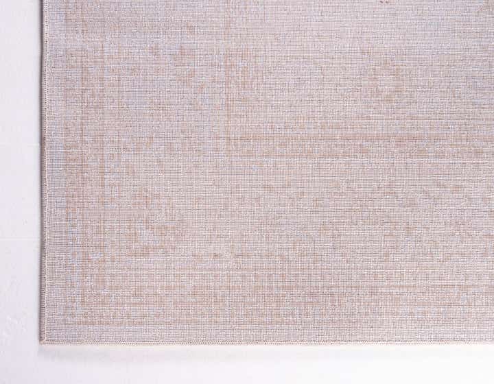 7' x 10' Legacy Rug